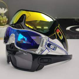Picture of Oakley Sunglasses _SKUfw66124307fw